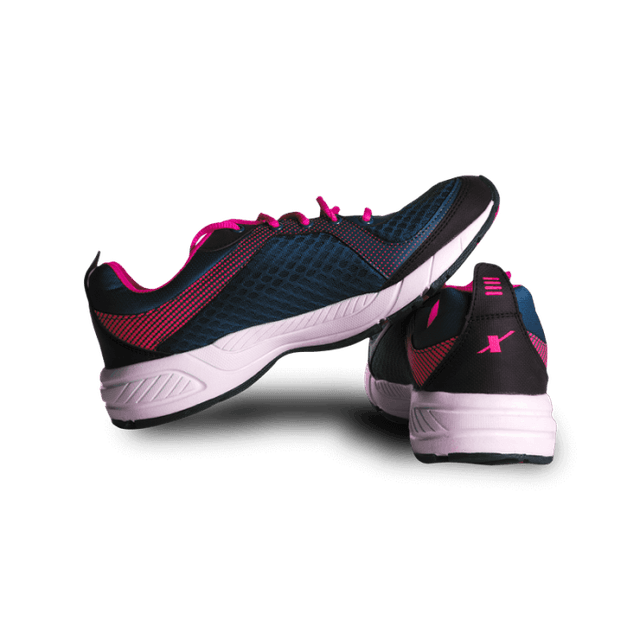 SHOE 4