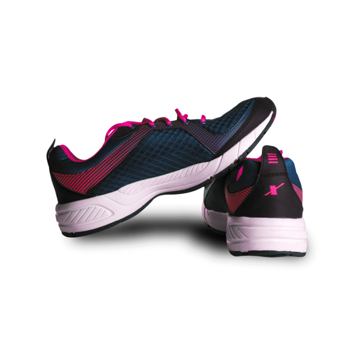 SHOE 4